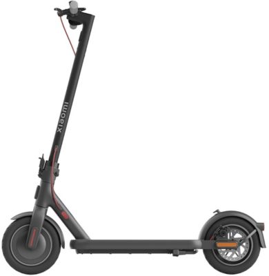 Trottinette électrique XIAOMI Scooter 4 2024
