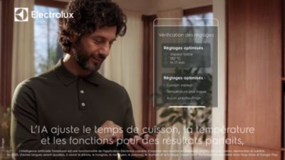 Voir la vidéo pour Four encastrable ELECTROLUX EOE9P3XT matt black