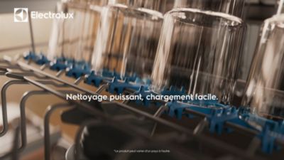 Voir la vidéo pour Lave vaisselle encastrable ELECTROLUX E62LB204S
