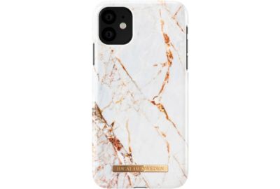 Coque IDEAL OF SWEDEN iPhone 11 Fashion Carrara Gold