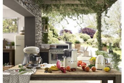 extracteur jus SMEG SJF01PBEU bleu azur