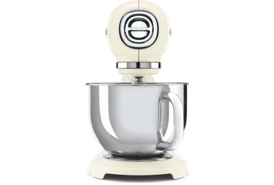 Robot SMEG SMF03CREU Crème
