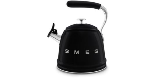 Bouilloire SMEG sifflante 2.3L noir