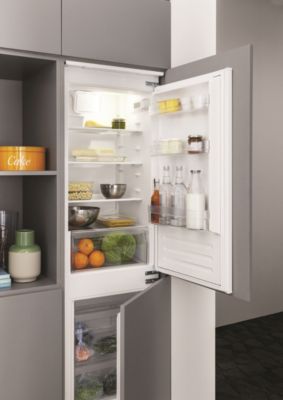 Réfrigérateur combiné encastrable INDESIT BI18DC2