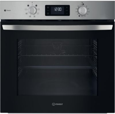Four encastrable INDESIT IO255CSX