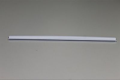 Pièce détachée INDESIT profil grille refrigerat. pw 469 mm rohs