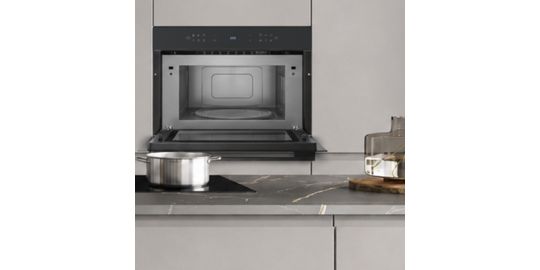 Micro ondes grill WHIRLPOOL WMD7O5TTF