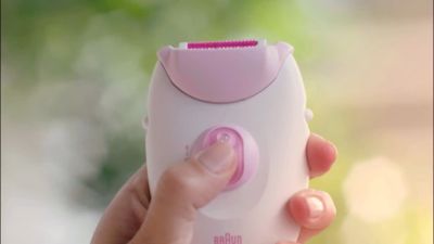 Voir la vidéo pour Epilateur électrique BRAUN Silk-épil SE3 3-202