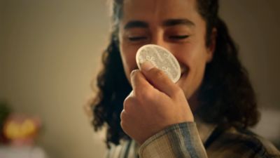 Voir la vidéo pour Cafetière à dosettes PHILIPS Select CSA240/21 Eco Noir