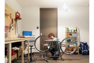 Ampoule LED connectée PHILIPS HUE White E27 100W