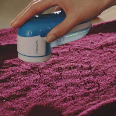 Voir la vidéo pour Rasoir Anti-bouloches PHILIPS GC026/00