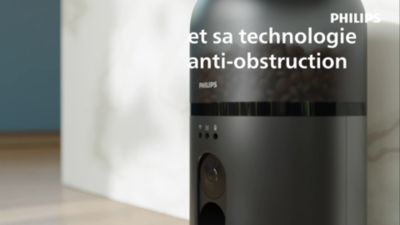 Voir la vidéo pour Distributeur de croquettes PHILIPS pour chats Série Pet PAW5320/02 connectée avec caméra