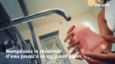 Voir la vidéo pour Défroisseur vapeur PHILIPS STH5020/20 steamer bleu