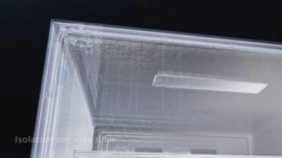 Voir la vidéo pour Réfrigérateur combiné TCL RP409BID0