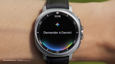 Voir la vidéo pour Montre connectée SAMSUNG Pack GalaxyWatch8 Classic BT+Power Bank