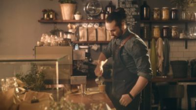 Voir la vidéo pour SAGE SES875BSS2EEU1A The Barista Express