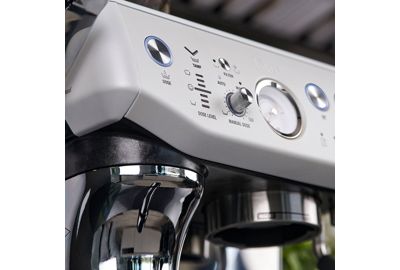 Machine à expresso SAGE APPLIANCES the barista express impress blanc sel de