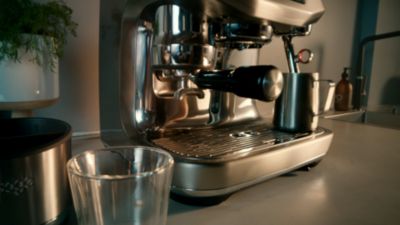 Voir la vidéo pour SAGE APPLIANCES Machine à Expresso SES985BSS4EEU1