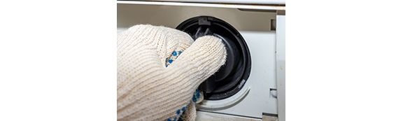 Lave-linge : comment nettoyer un filtre de vidange de lave-linge ?