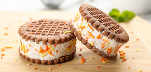 Sandwich glacé banane chocolat