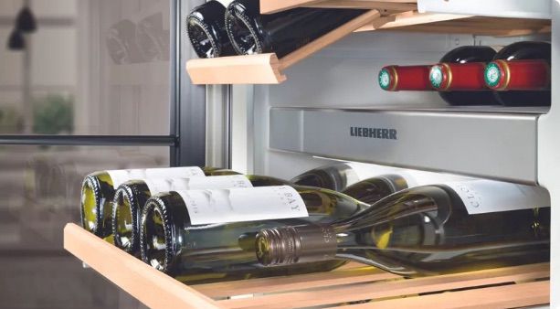refrigerateur avec cave a vin