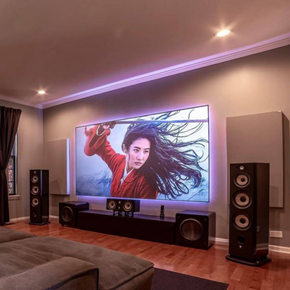 Home cinéma pour amplifier le son d'un écran géant