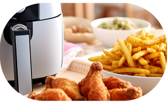 airfryer, poulet frit et frites