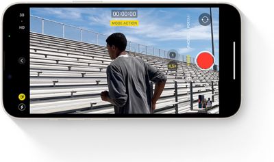 Image extraite d’une vidéo filmée avec le mode Action montrant une personne en train de monter des escaliers en courant.