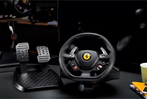 Thrustmaster T-GT II - Volant & Pedalier Gaming